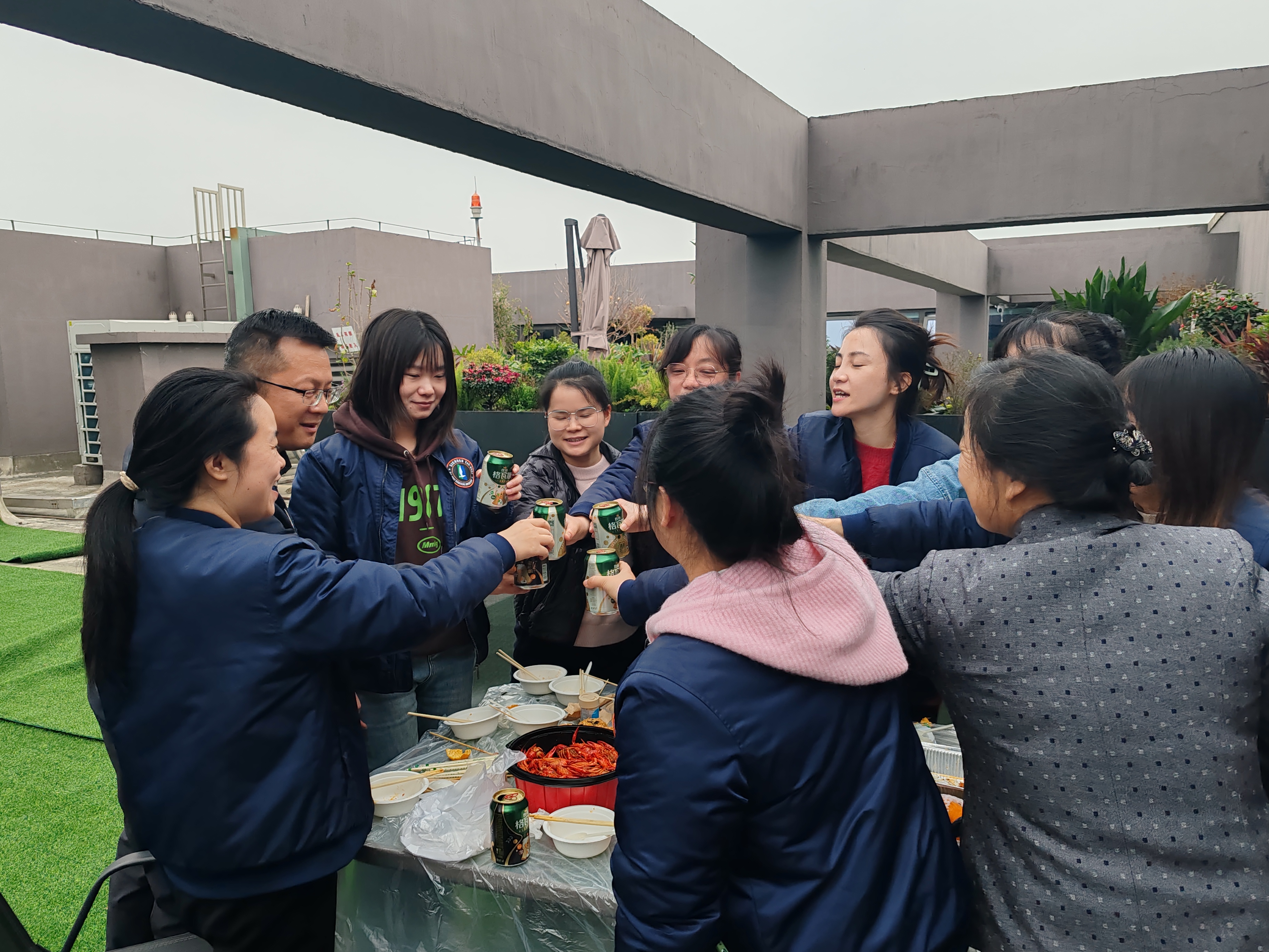 88fab142e39c47a3eb9a3a372354b7d.jpg 88fab142e39c47a3eb9a3a372354b7d.jpg